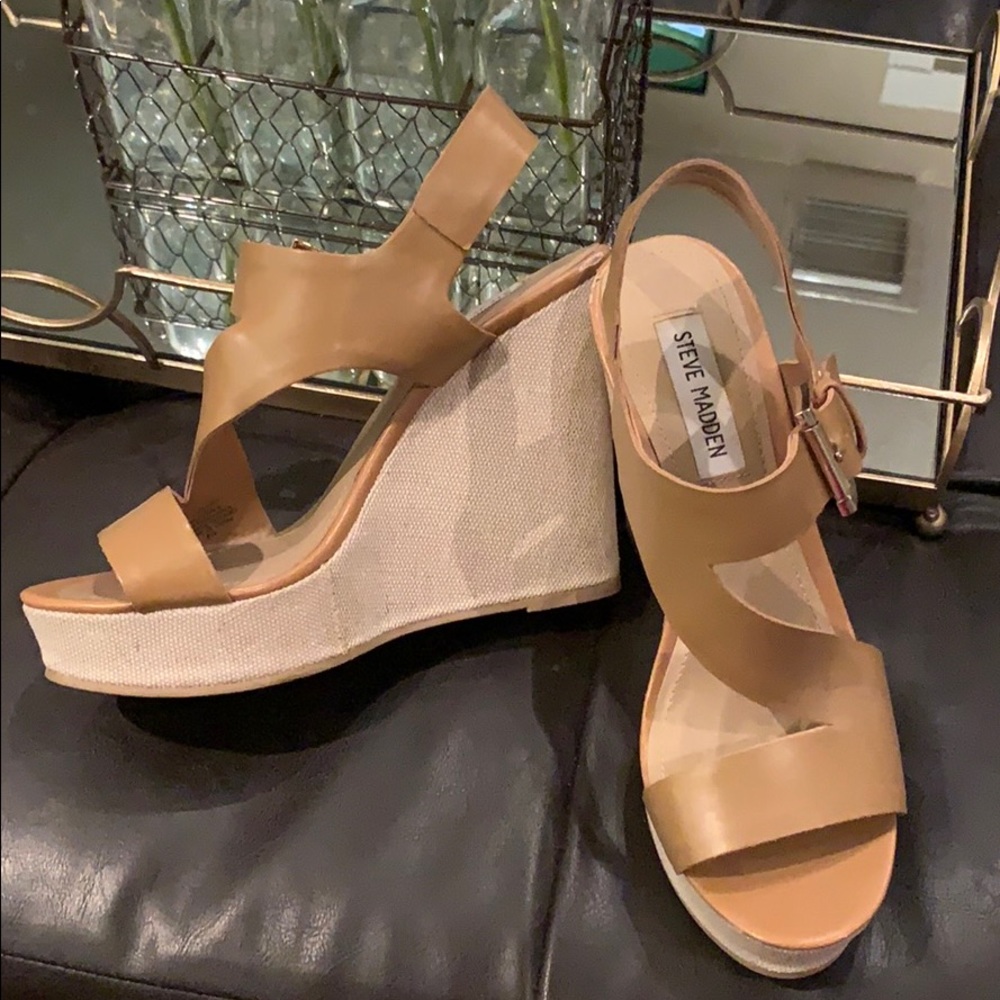 Steve Madden platforms size 7.5